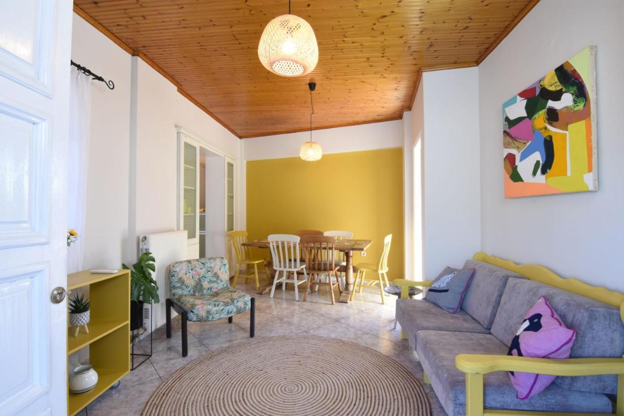 The Yellow Art Home Kalamata Eksteriør billede